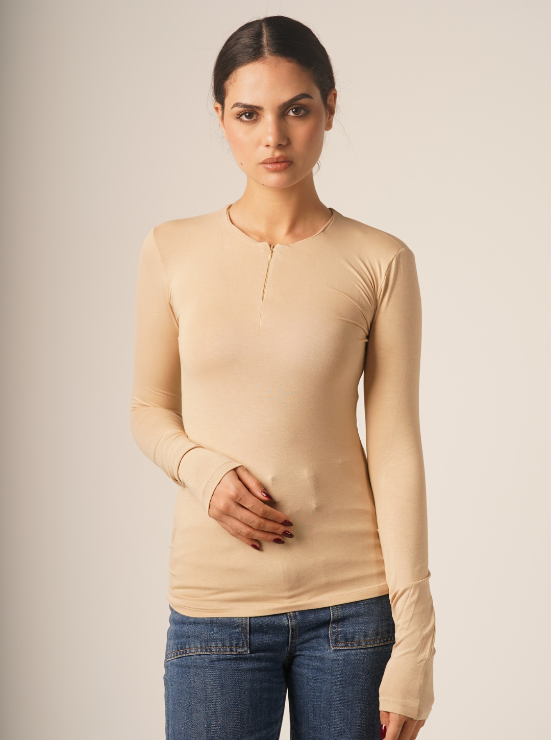 ZIP-UP LONG SLEEVE T-SHIRT