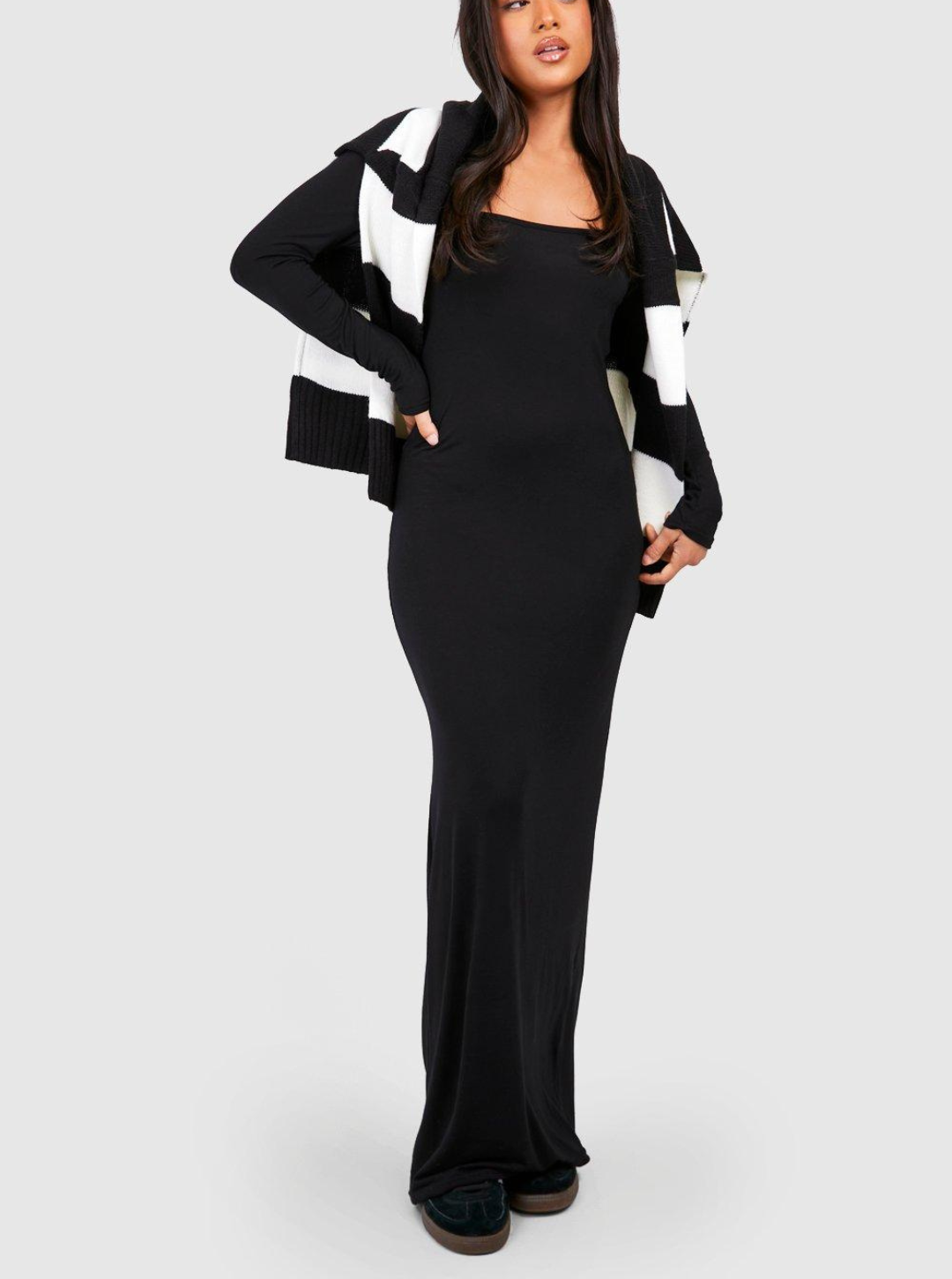 SQUARNECK DRESS ( BLACK)